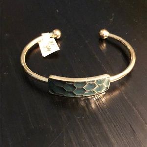 Bracelet with turquoise detail